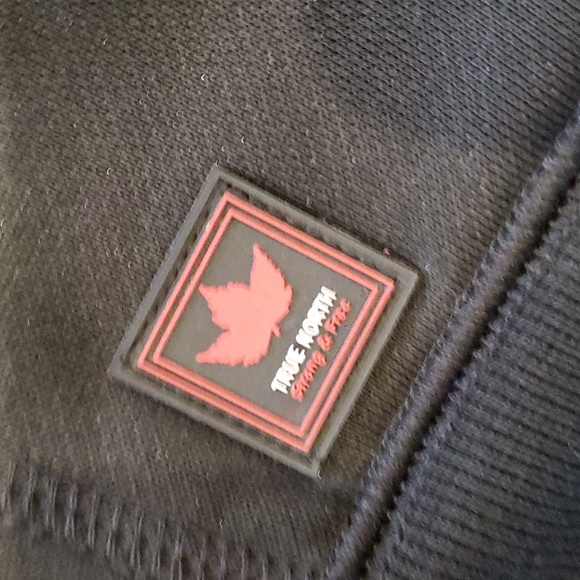 Black Long Sleeve "Holland" Hoodie - Picture 6 of 10